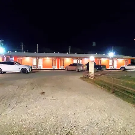 Holiday Host Motel & Rv Park